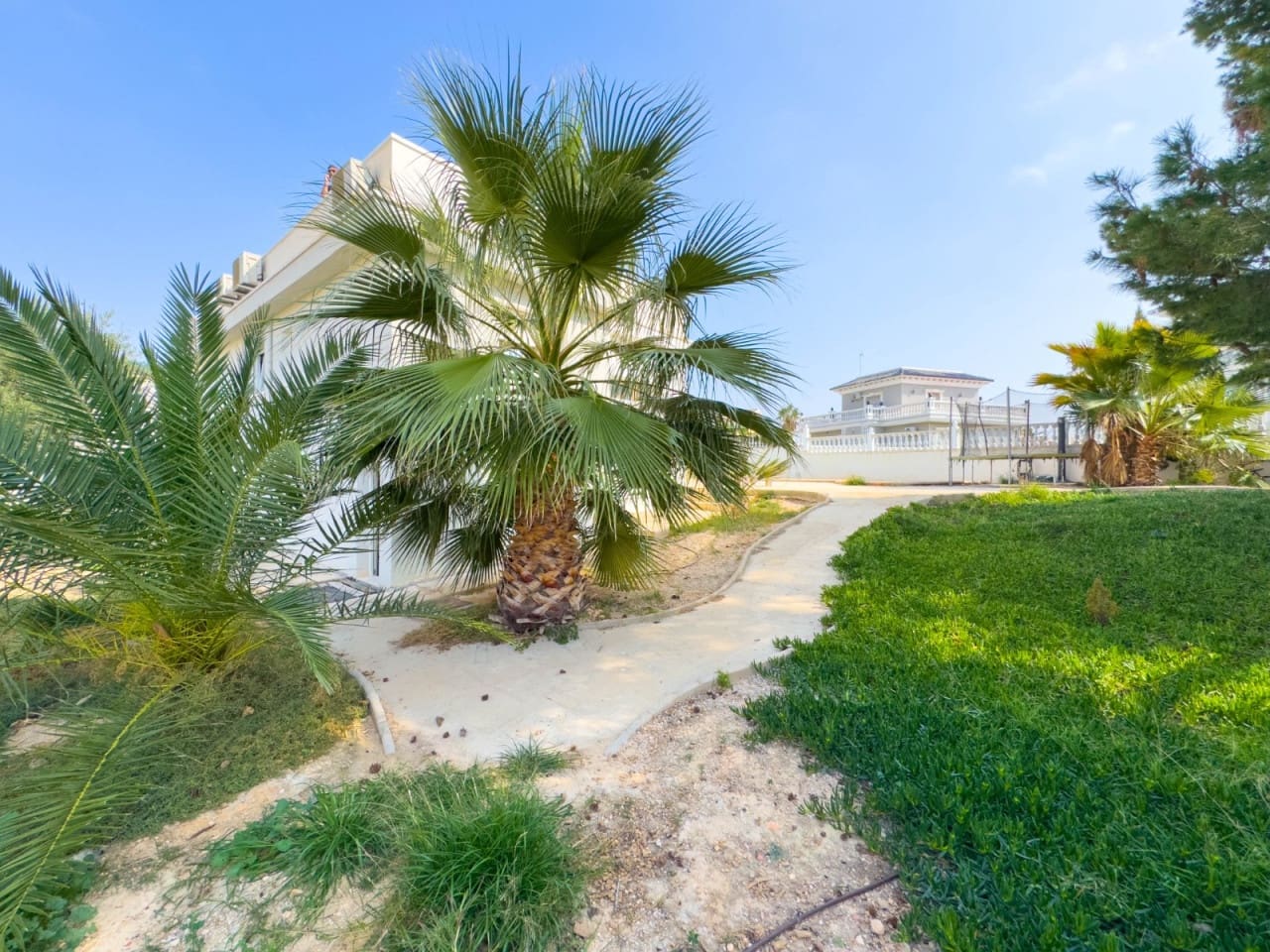 4 sypialnia Willa na sprzedaż w Ciudad Quesada z basenem - 549 000 € (Ref: 9797885)