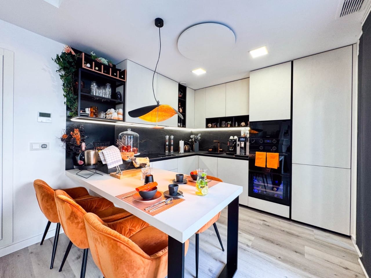 3 slaapkamer Villa te koop in Orihuela Costa met zwembad garage - € 349.900 (Ref: 9797886)