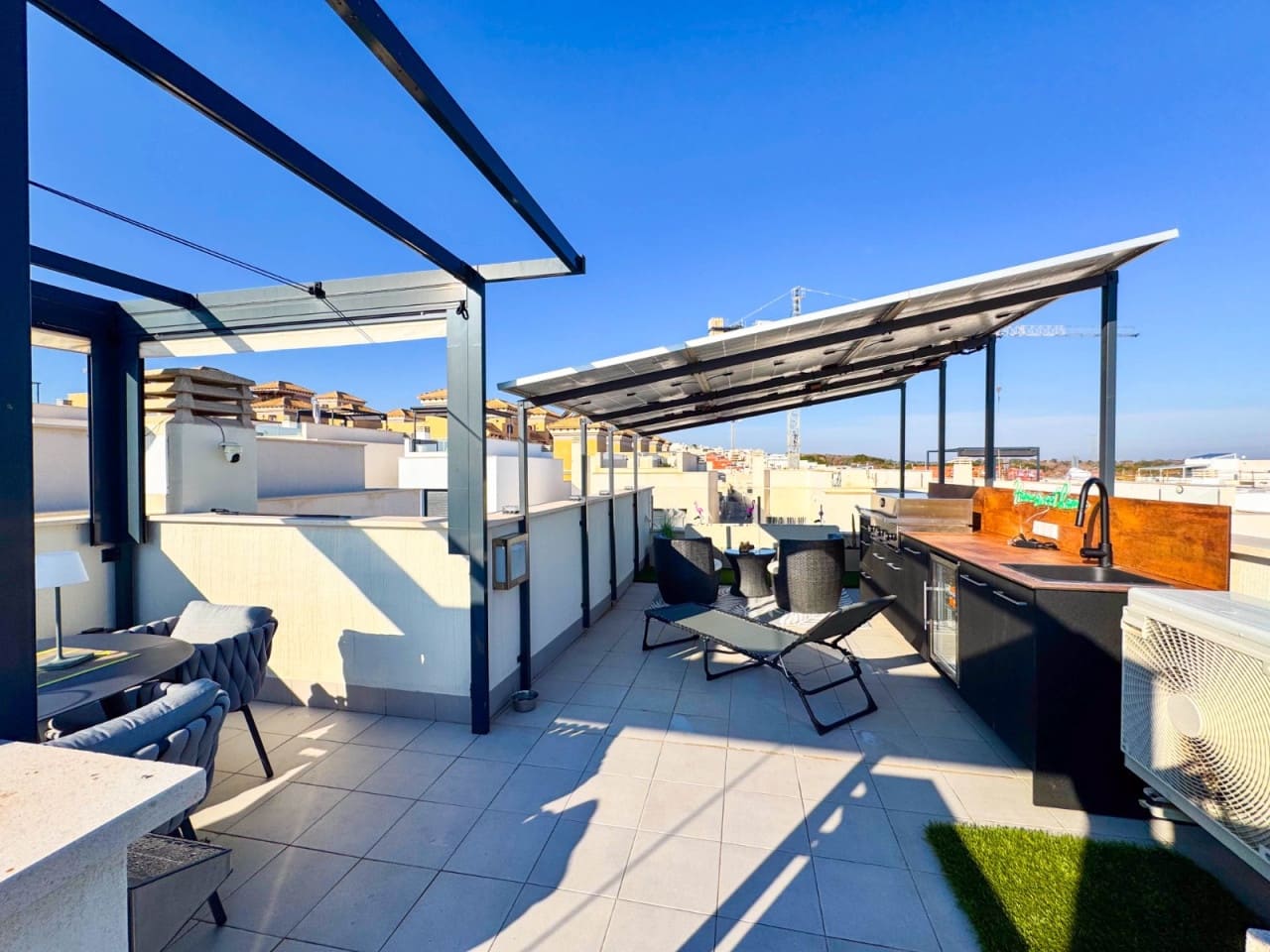 3 slaapkamer Villa te koop in Orihuela Costa met zwembad garage - € 349.900 (Ref: 9797886)