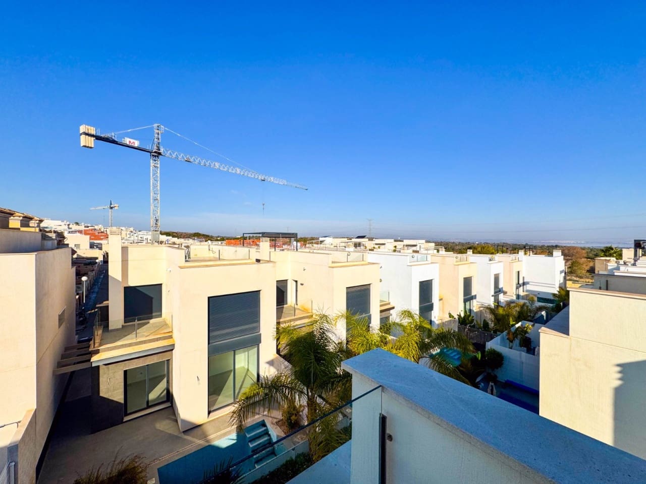 3 slaapkamer Villa te koop in Orihuela Costa met zwembad garage - € 349.900 (Ref: 9797886)