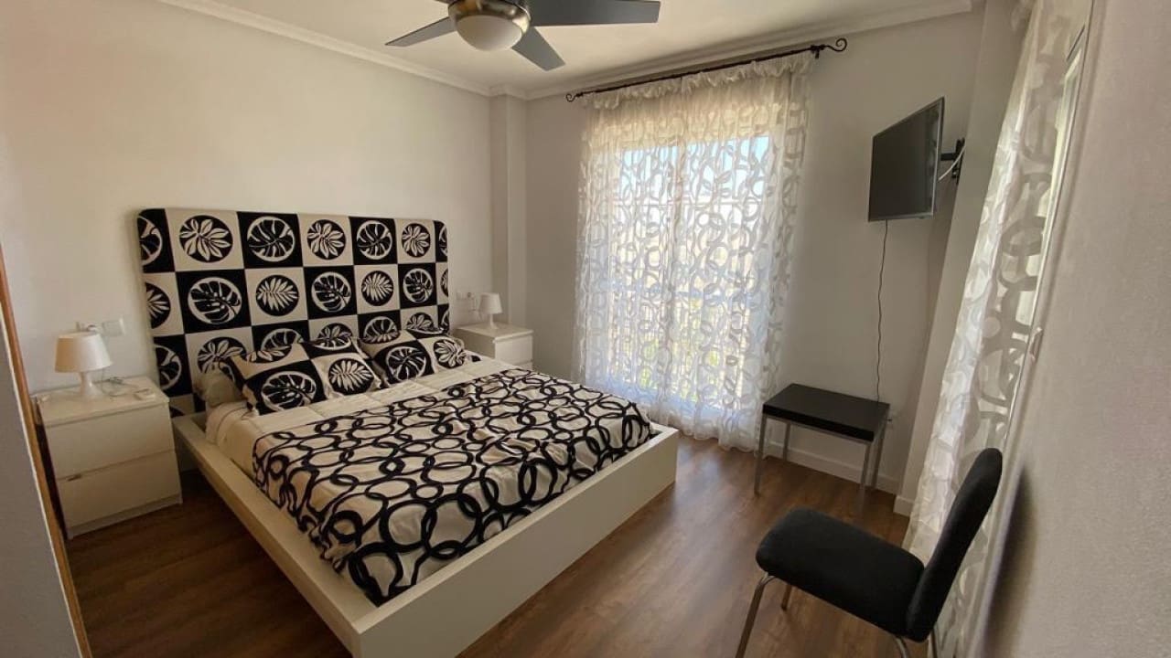 2 slaapkamer Appartement te koop in Pilar de la Horadada met zwembad garage - € 349.965 (Ref: 9797887)