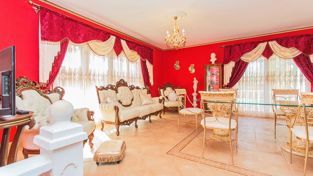 5 bedroom Villa for sale in Torrevieja with pool - € 980,000 (Ref: 9797889)