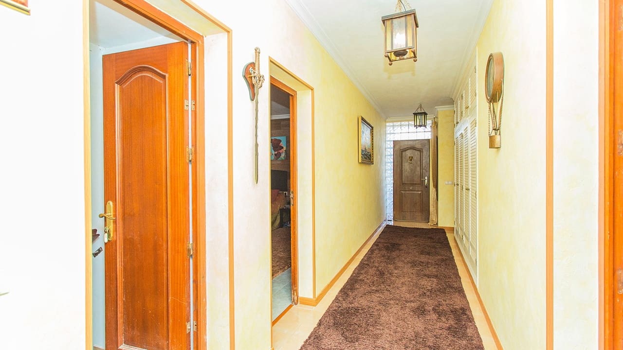 5 bedroom Villa for sale in Torrevieja with pool - € 980,000 (Ref: 9797889)