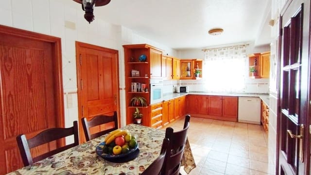 6 soveværelse Villa til salg i El Chaparral, Torrevieja med swimmingpool garage - € 539.000 (Ref: 9797890)