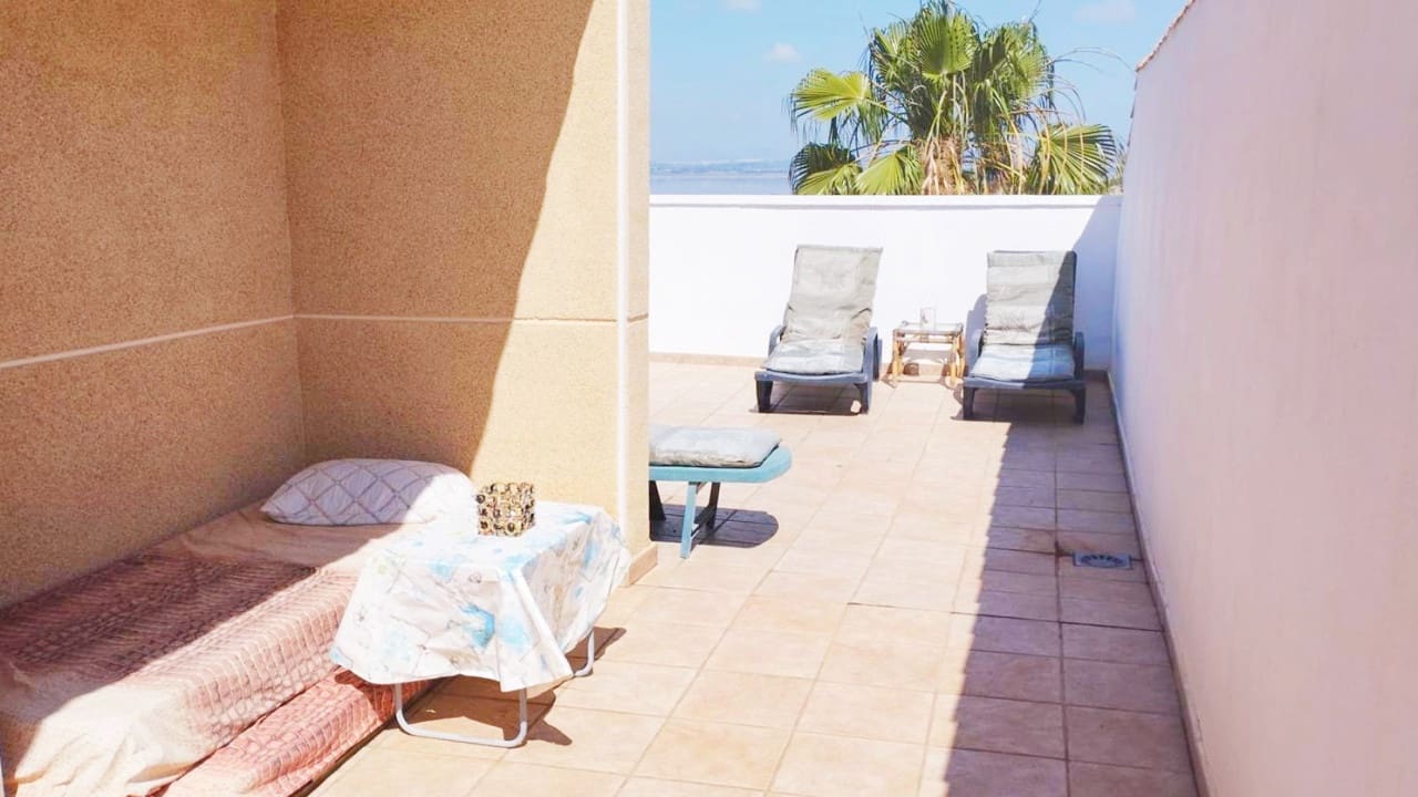 6 soveværelse Villa til salg i Torrevieja med swimmingpool garage - € 539.000 (Ref: 9797890)