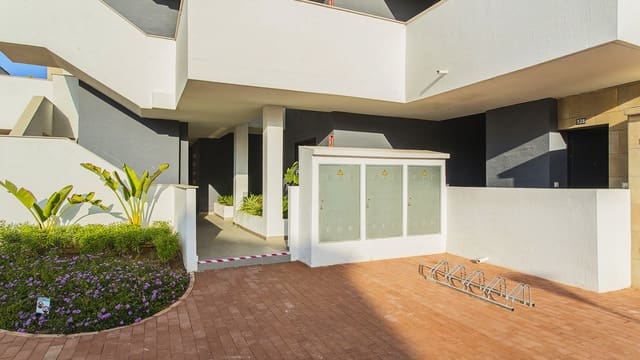 2 quarto Apartamento para venda em Playa Flamenca, Orihuela com piscina - 420 000 € (Ref: 9797892)