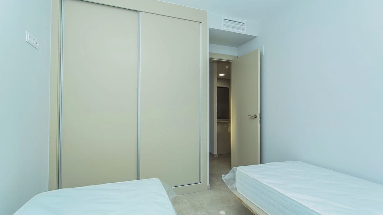 2 chambre Appartement à vendre à Orihuela Costa avec piscine - 420 000 € (Ref: 9797892)