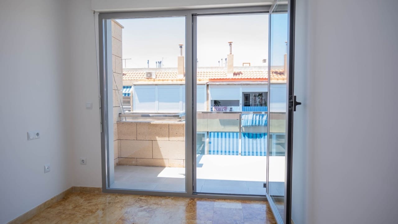2 camera da letto Appartamento in vendita in Torrevieja con piscina - 310.000 € (Rif: 9797893)