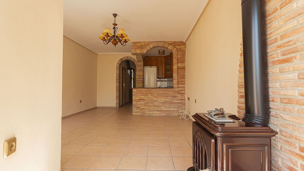 Casa de 3 habitaciones en Orihuela en venta con piscina - 310.000 € (Ref: 9797894)