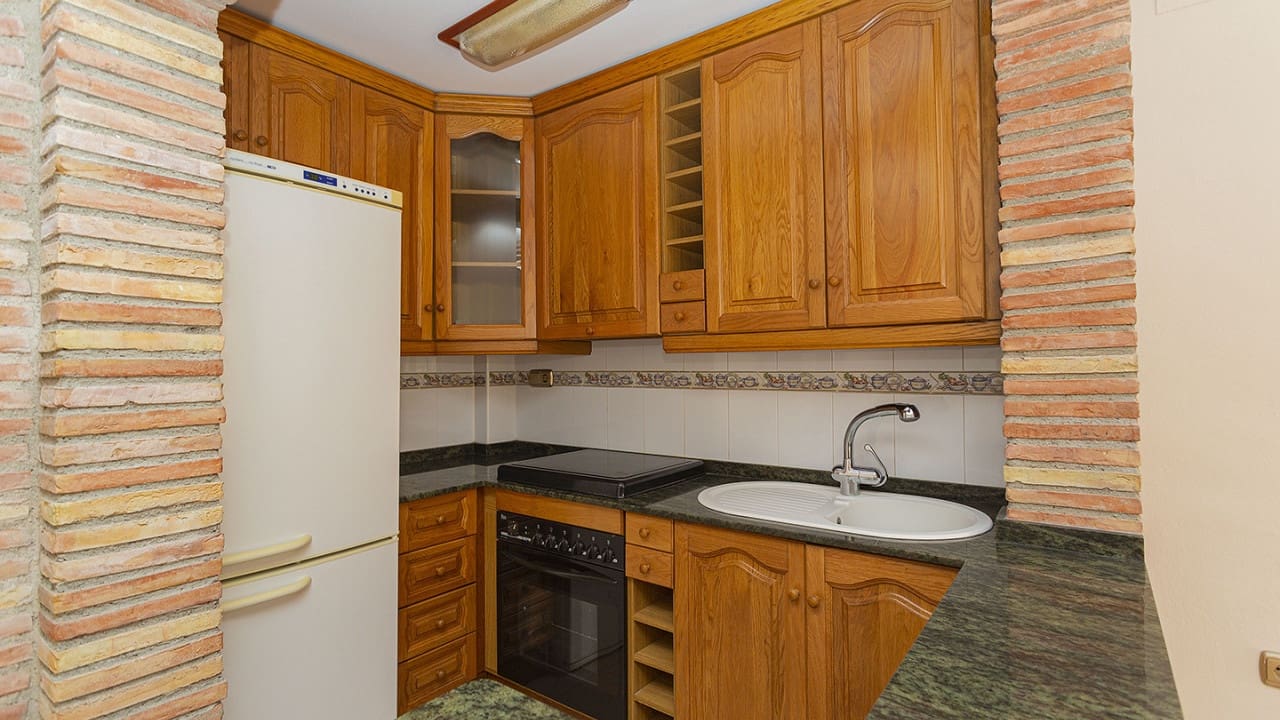 Casa de 3 habitaciones en Orihuela en venta con piscina - 310.000 € (Ref: 9797894)