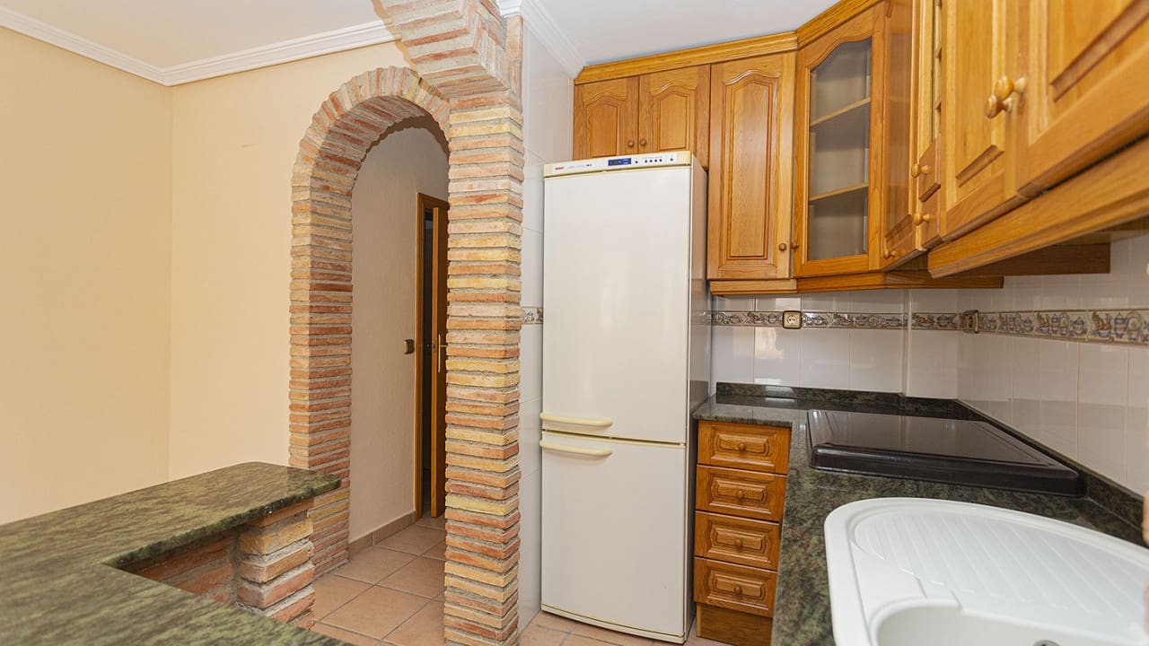 Casa de 3 habitaciones en Orihuela en venta con piscina - 310.000 € (Ref: 9797894)