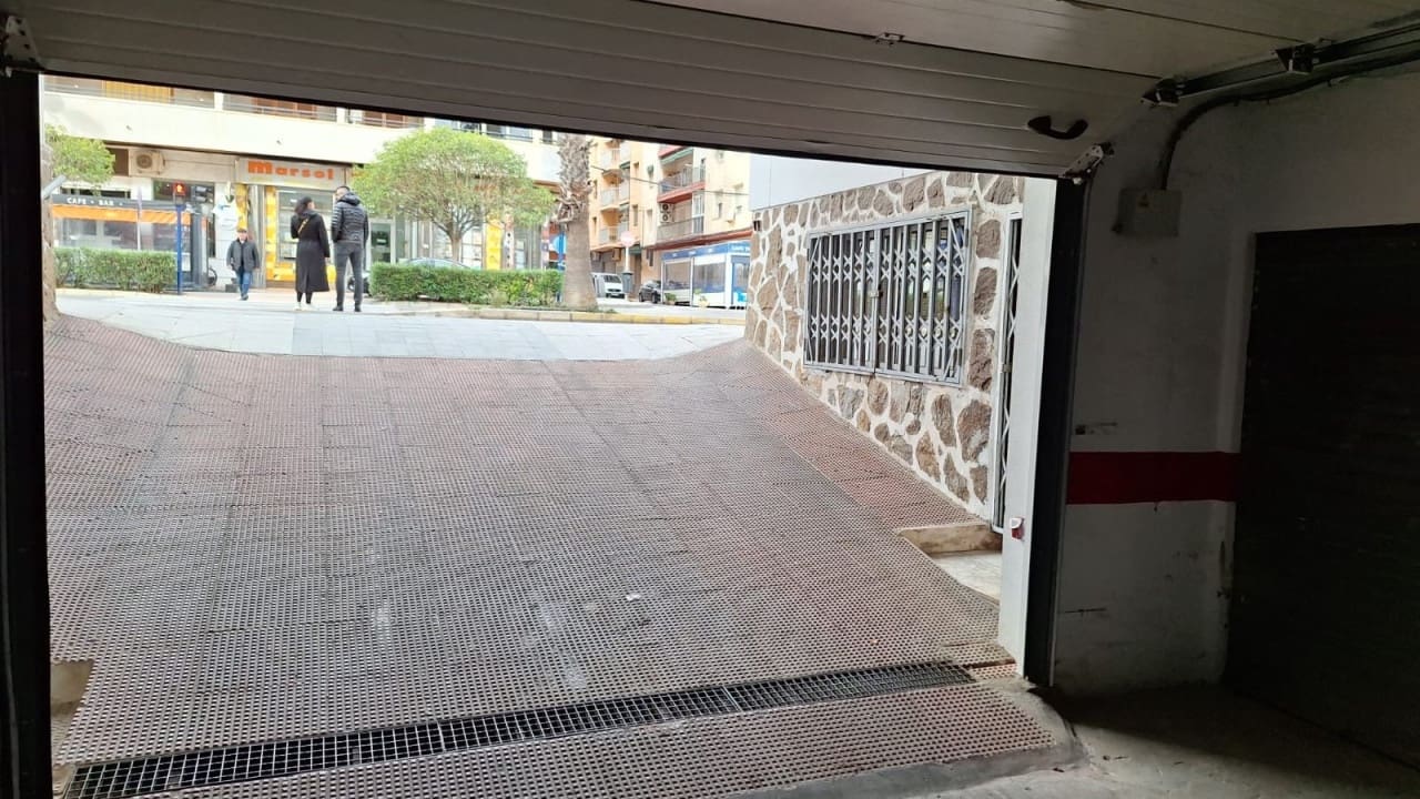 3 makuuhuone Huoneisto myytävänä paikassa Torrevieja mukana uima-altaan - 250 000 € (Ref: 9797897)