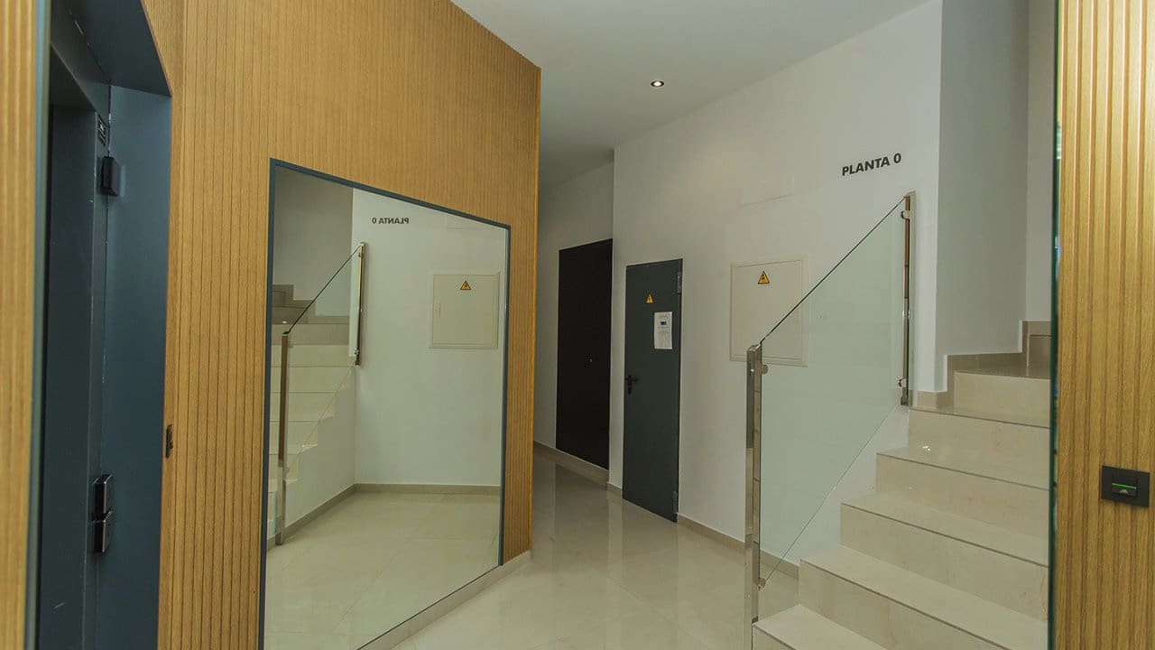 3 slaapkamer Appartement te koop in Torrevieja met zwembad garage - € 308.500 (Ref: 9797898)