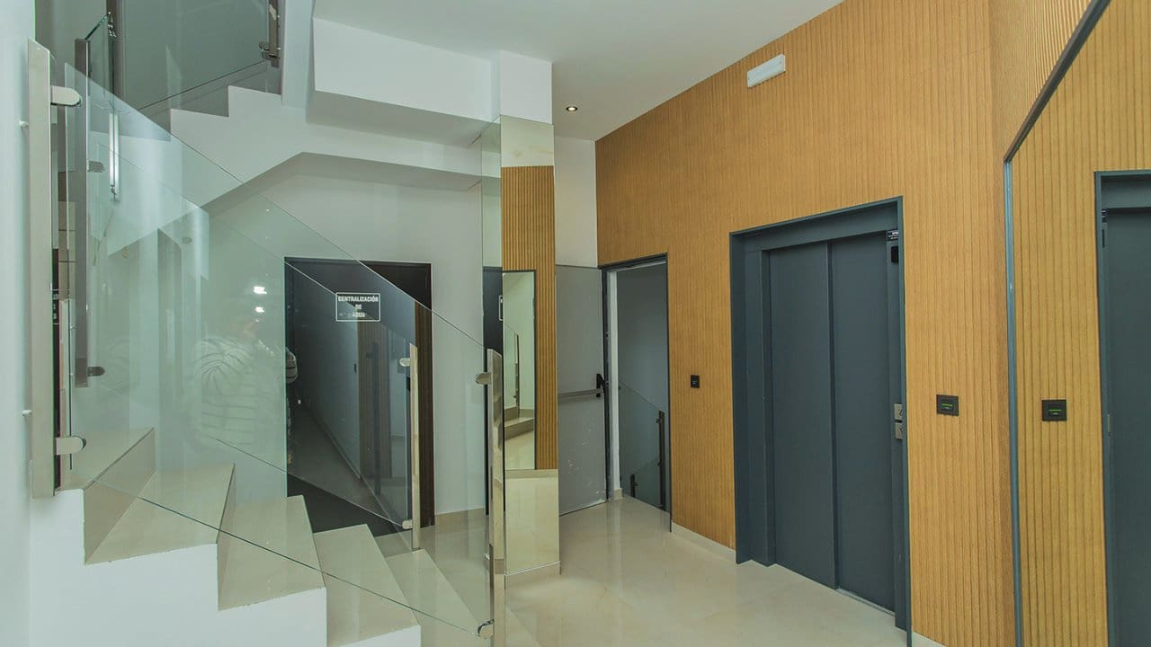 3 slaapkamer Appartement te koop in Torrevieja met zwembad garage - € 308.500 (Ref: 9797898)