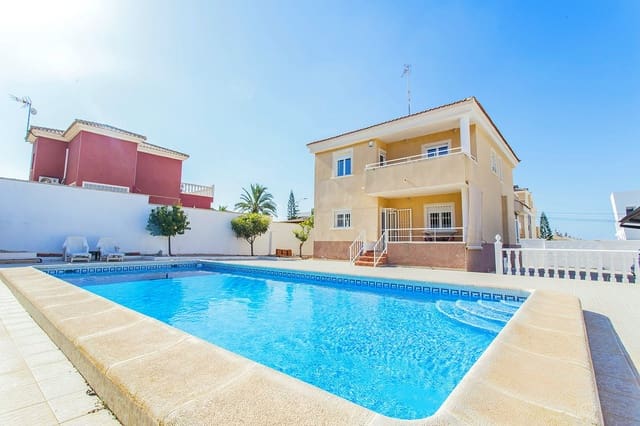 5 sypialnia Willa na sprzedaż w Aguas Nuevas, Torrevieja z basenem garażem - 625 000 € (Ref: 9797900)