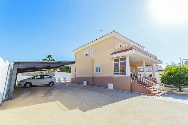 5 sypialnia Willa na sprzedaż w Aguas Nuevas, Torrevieja z basenem garażem - 625 000 € (Ref: 9797900)