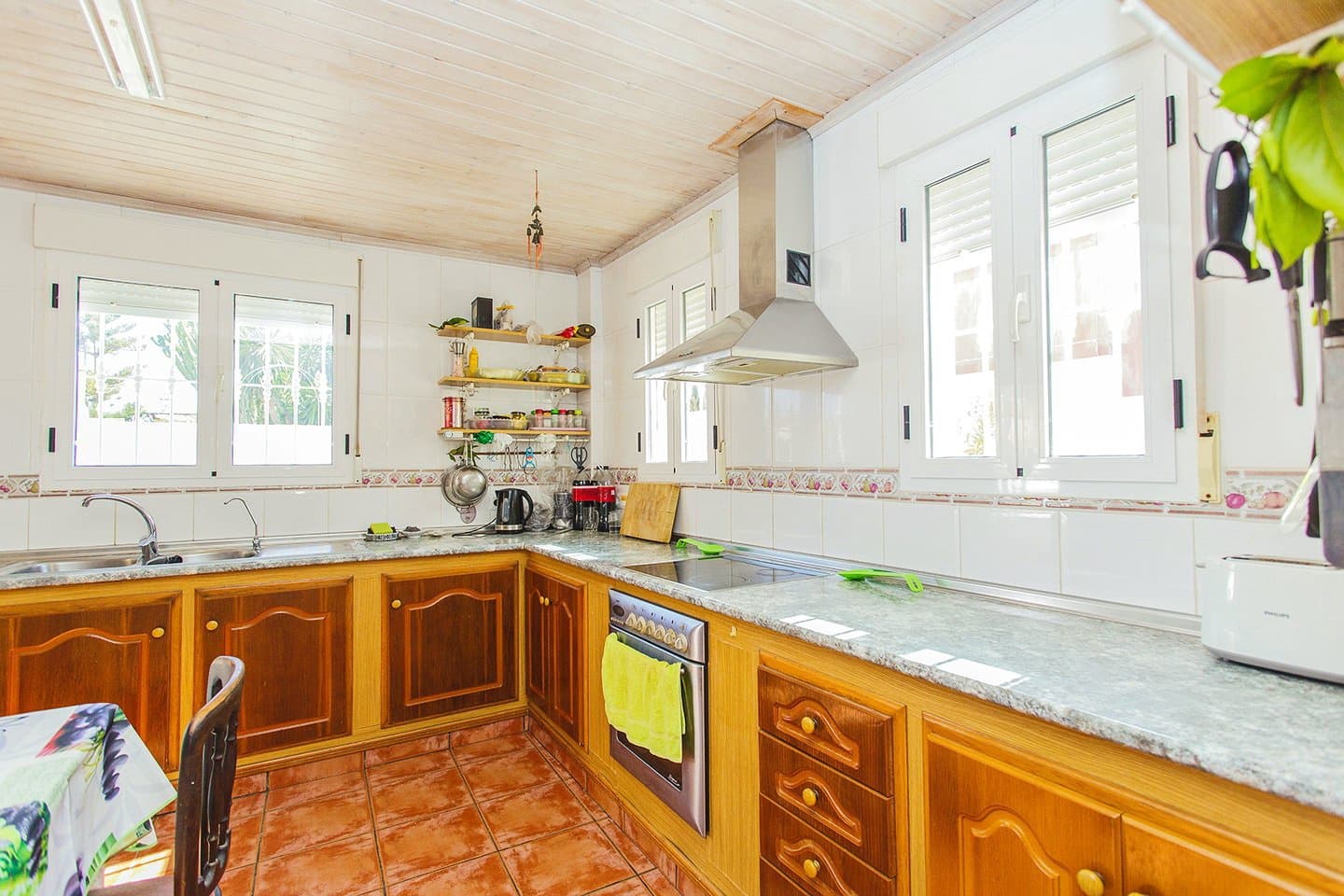 5 sypialnia Willa na sprzedaż w Torrevieja z basenem garażem - 625 000 € (Ref: 9797900)