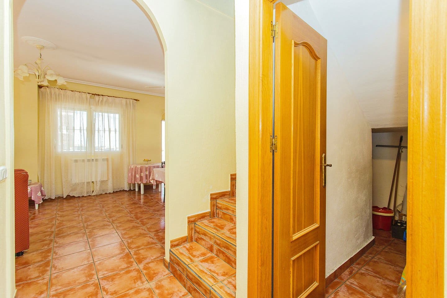 5 sypialnia Willa na sprzedaż w Torrevieja z basenem garażem - 625 000 € (Ref: 9797900)