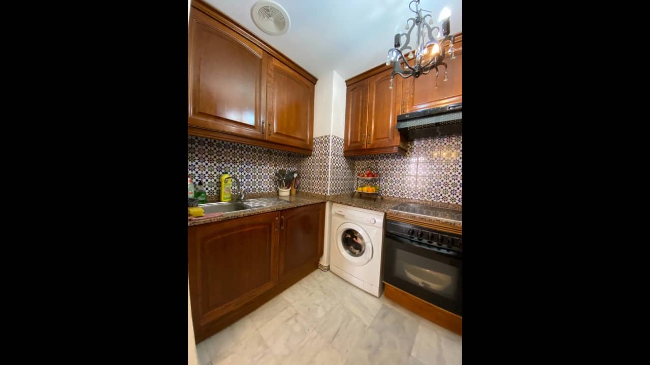 2 makuuhuone Huoneisto myytävänä paikassa Torrevieja mukana uima-altaan - 250 000 € (Ref: 9797902)