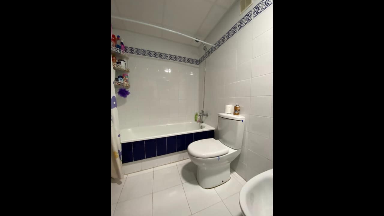 2 makuuhuone Huoneisto myytävänä paikassa Torrevieja mukana uima-altaan - 250 000 € (Ref: 9797902)