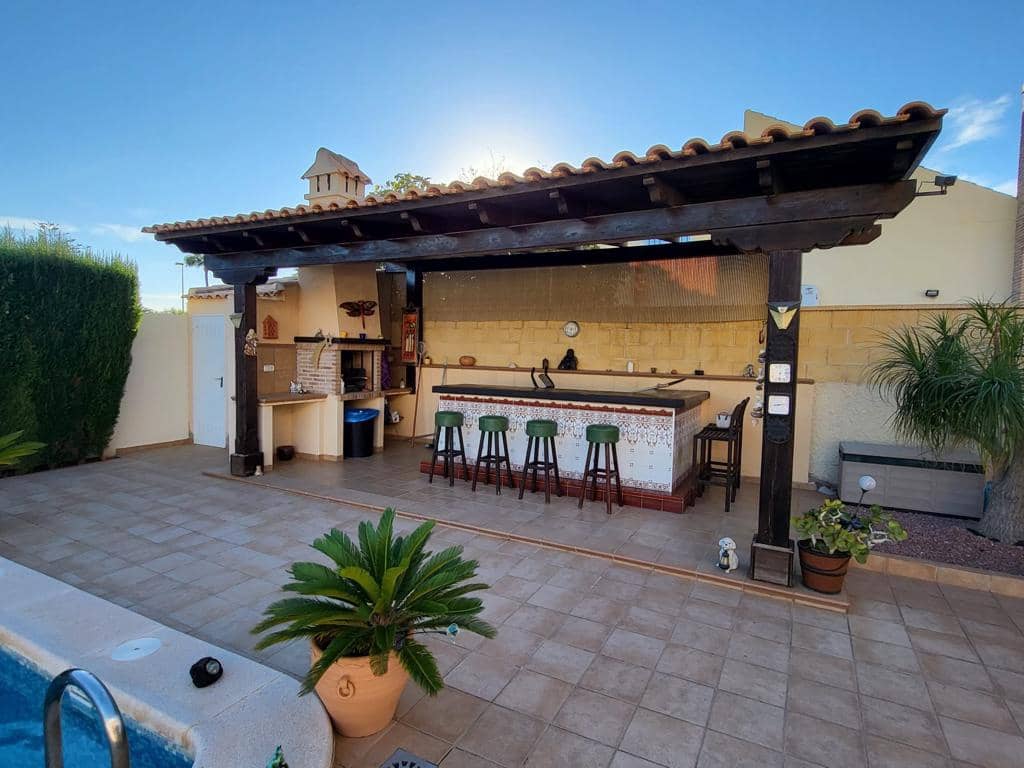 4 quarto Moradia para venda em Orihuela Costa com piscina - 860 000 € (Ref: 9797904)