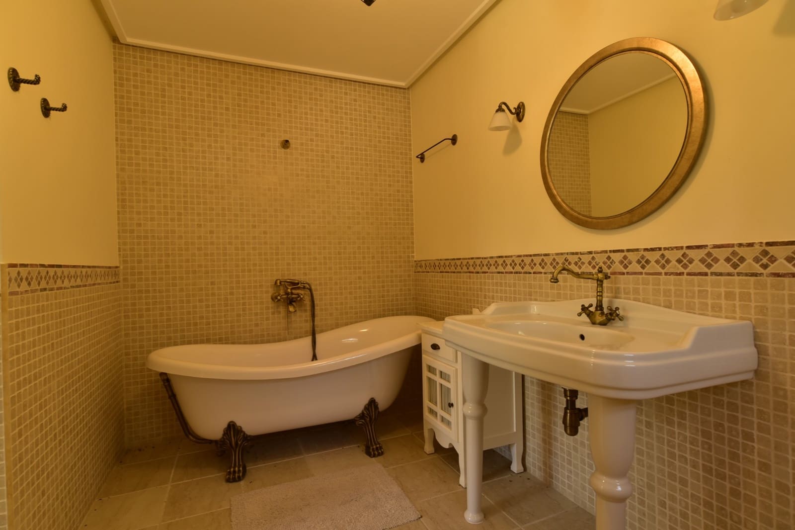 7 Zimmer Villa zu verkaufen in Orihuela Costa mit Pool - 1.300.000 € (Ref: 9797905)