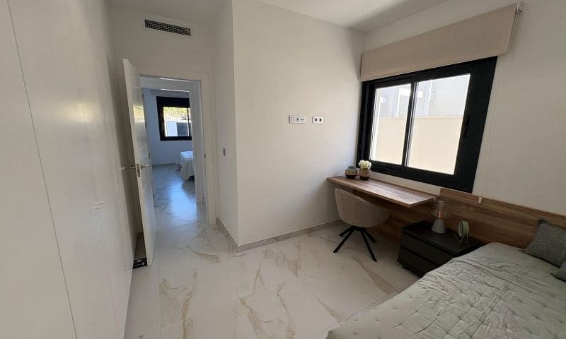 3 quarto Moradia para venda em Pinar de Campoverde - 399 900 € (Ref: 9797922)