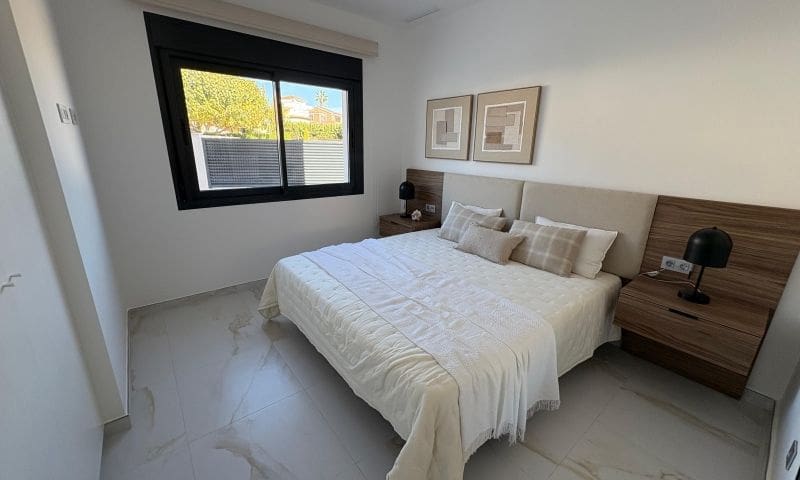 3 quarto Moradia para venda em Pinar de Campoverde - 399 900 € (Ref: 9797922)