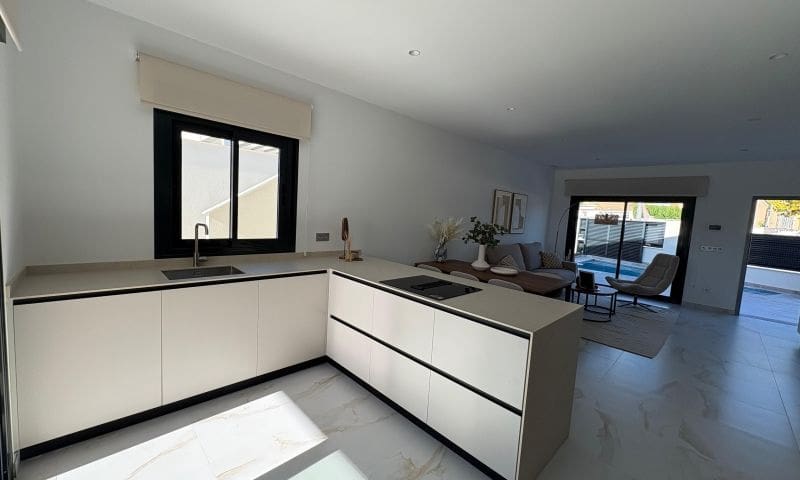 3 quarto Moradia para venda em Pinar de Campoverde - 399 900 € (Ref: 9797922)