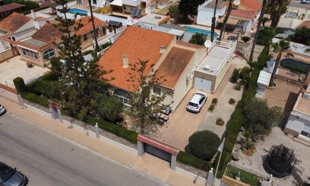3 camera da letto Villa in vendita in El Chaparral, Torrevieja con piscina garage - 472.995 € (Rif: 9797925)