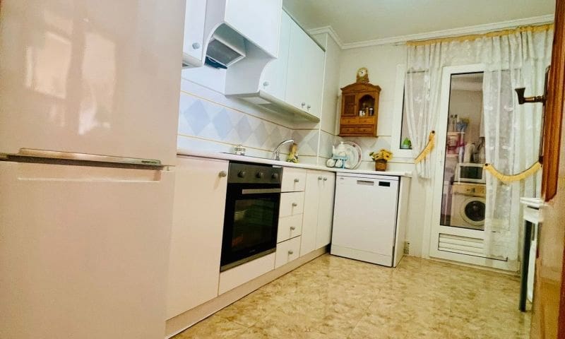 3 sovrum Lägenhet till salu i Torrevieja - 360 000 € (Ref: 9797928)