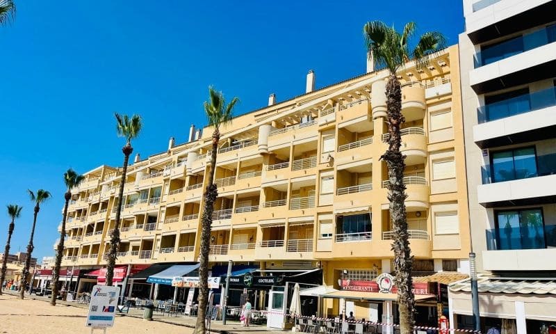 3 sovrum Lägenhet till salu i Torrevieja - 360 000 € (Ref: 9797928)