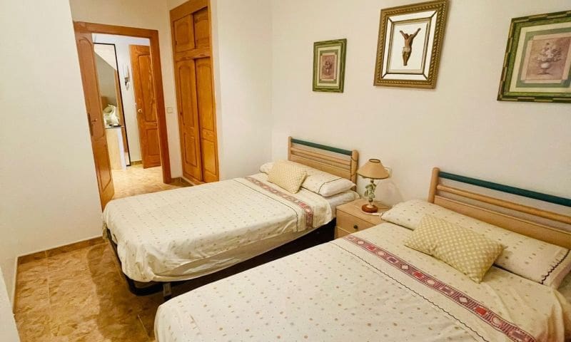 3 sovrum Lägenhet till salu i Torrevieja - 360 000 € (Ref: 9797928)