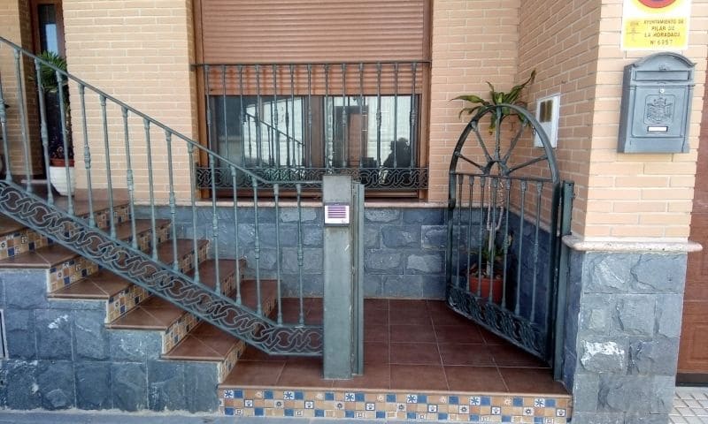 4 quarto Moradia para venda em Pilar de la Horadada com garagem - 367 500 € (Ref: 9797934)