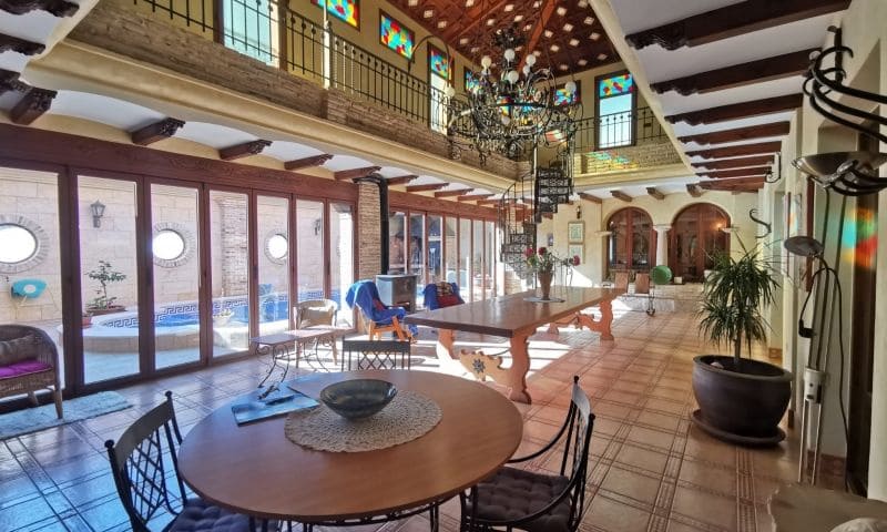 Chalet de 4 habitaciones en Orihuela en venta con piscina garaje - 1.450.000 € (Ref: 9797937)