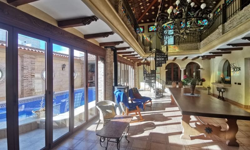 Chalet de 4 habitaciones en Orihuela en venta con piscina garaje - 1.450.000 € (Ref: 9797937)