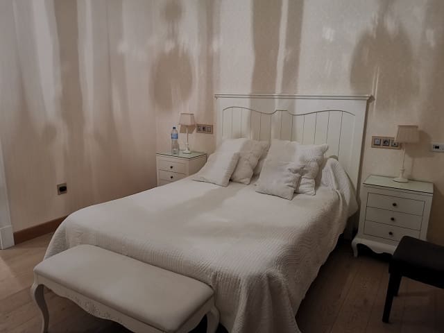 4 Zimmer Villa zu verkaufen in Orihuela mit Pool Garage - 1.125.500 € (Ref: 9797938)