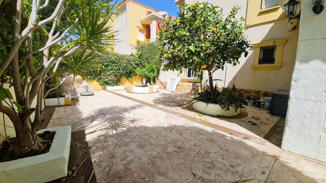 3 soverom Leilighet til salgs i Los Dolses med svømmebasseng garasje - € 239 000 (Ref: 9797959)