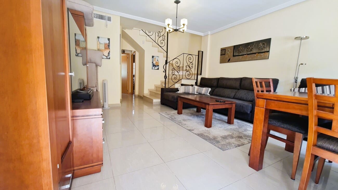 3 soverom Leilighet til salgs i Los Dolses med svømmebasseng garasje - € 239 000 (Ref: 9797959)