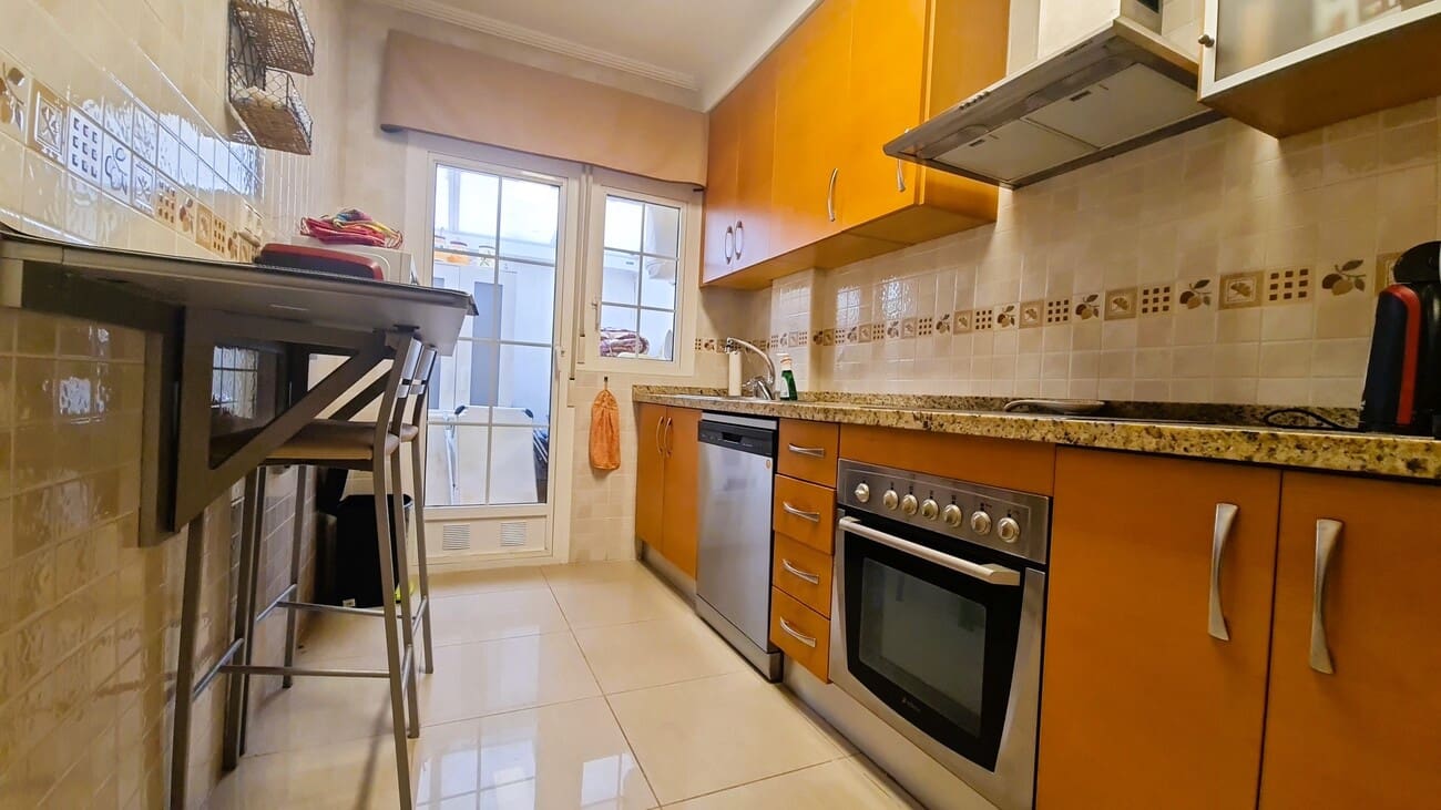 3 soverom Leilighet til salgs i Los Dolses med svømmebasseng garasje - € 239 000 (Ref: 9797959)