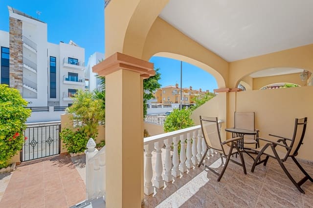 3 sovrum Hus till salu i La Zenia, Orihuela med pool - 299 000 € (Ref: 9797964)