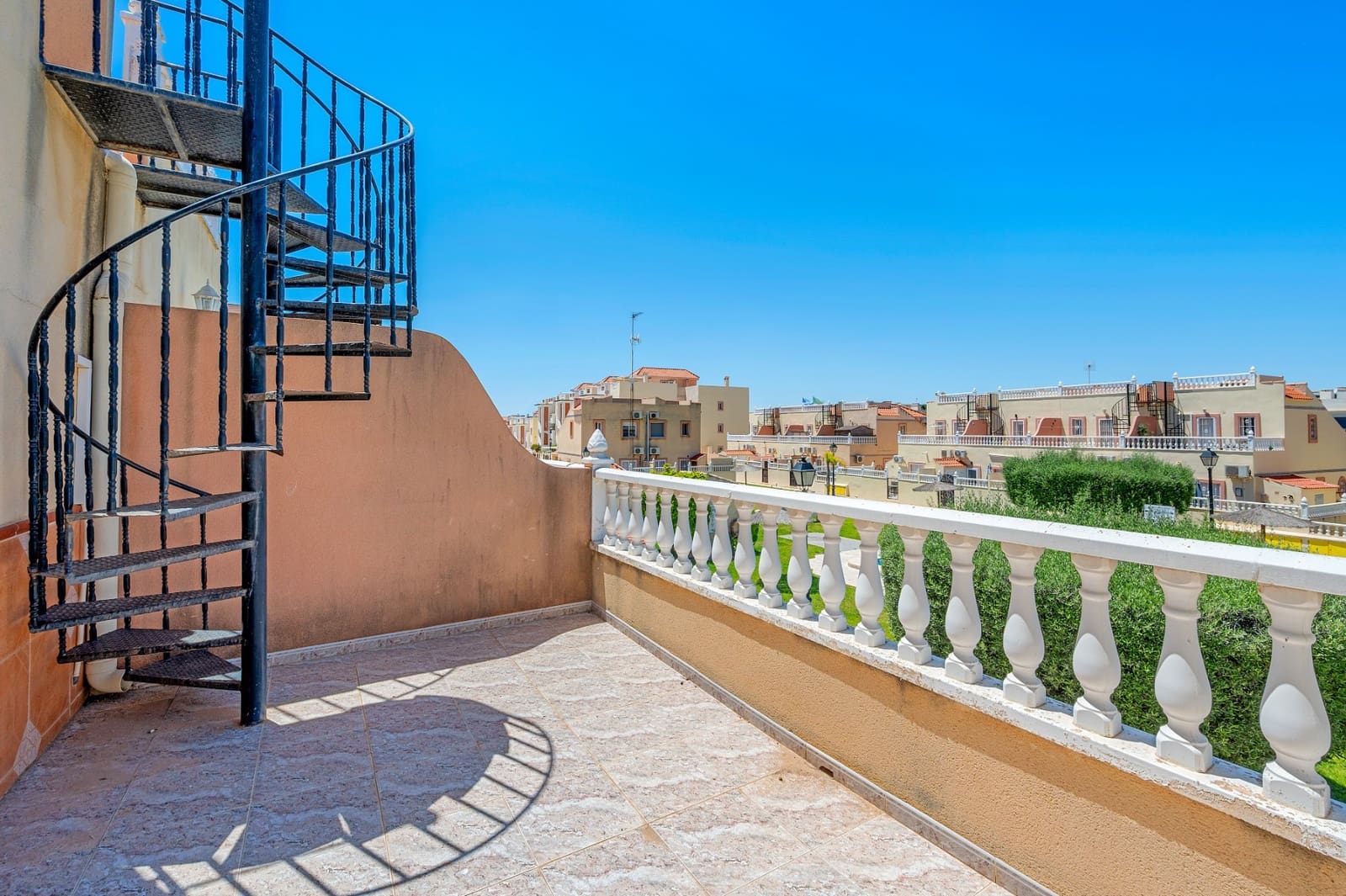 3 bedroom Townhouse for sale in Orihuela Costa with pool - € 299,000 (Ref: 9797964)