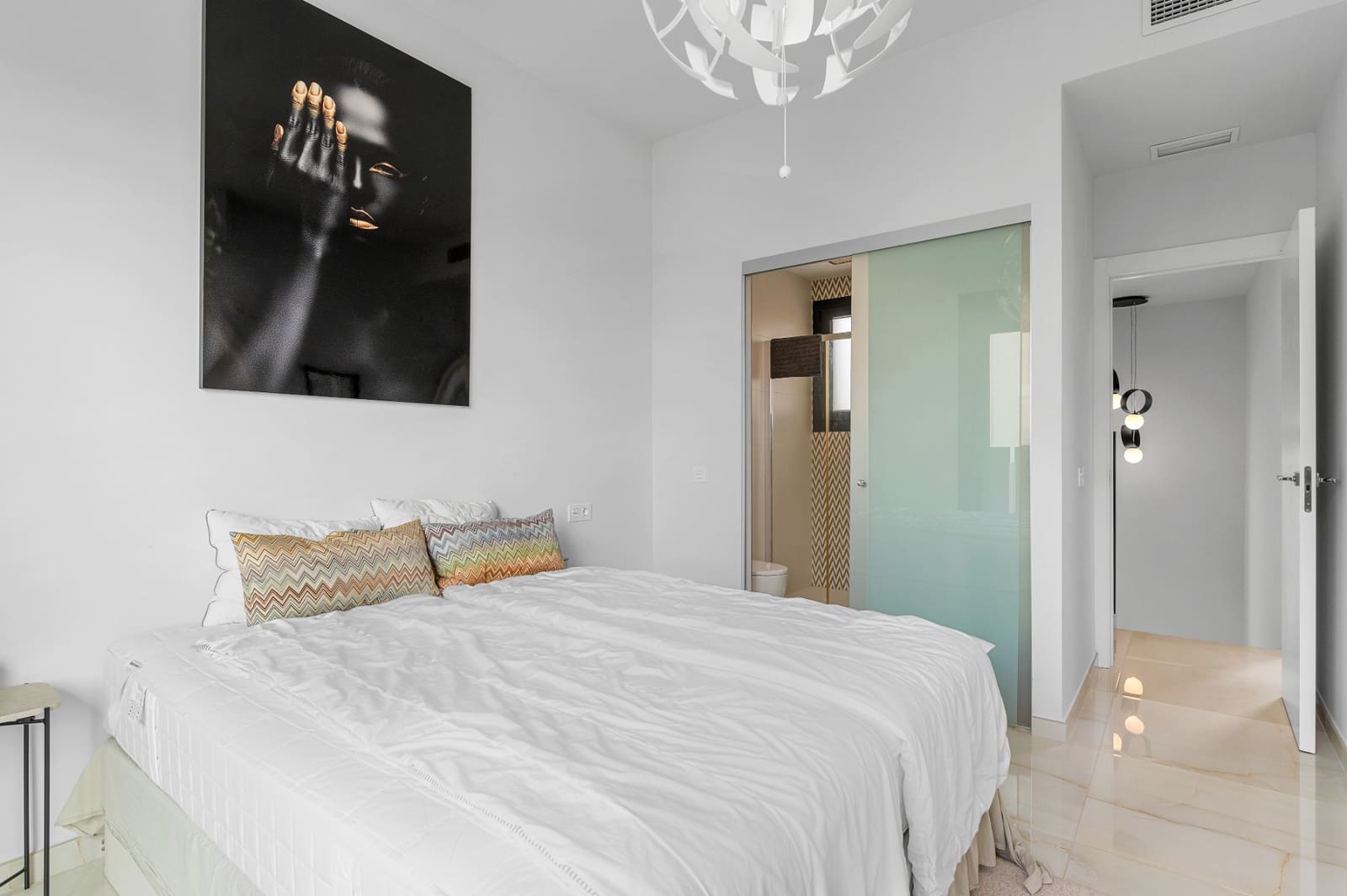 4 makuuhuone Huvila myytävänä paikassa Orihuela Costa mukana uima-altaan - 599 000 € (Ref: 9797965)