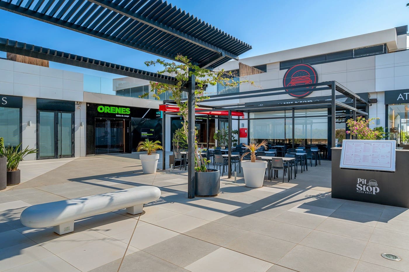 4 makuuhuone Huvila myytävänä paikassa Orihuela Costa mukana uima-altaan - 599 000 € (Ref: 9797965)