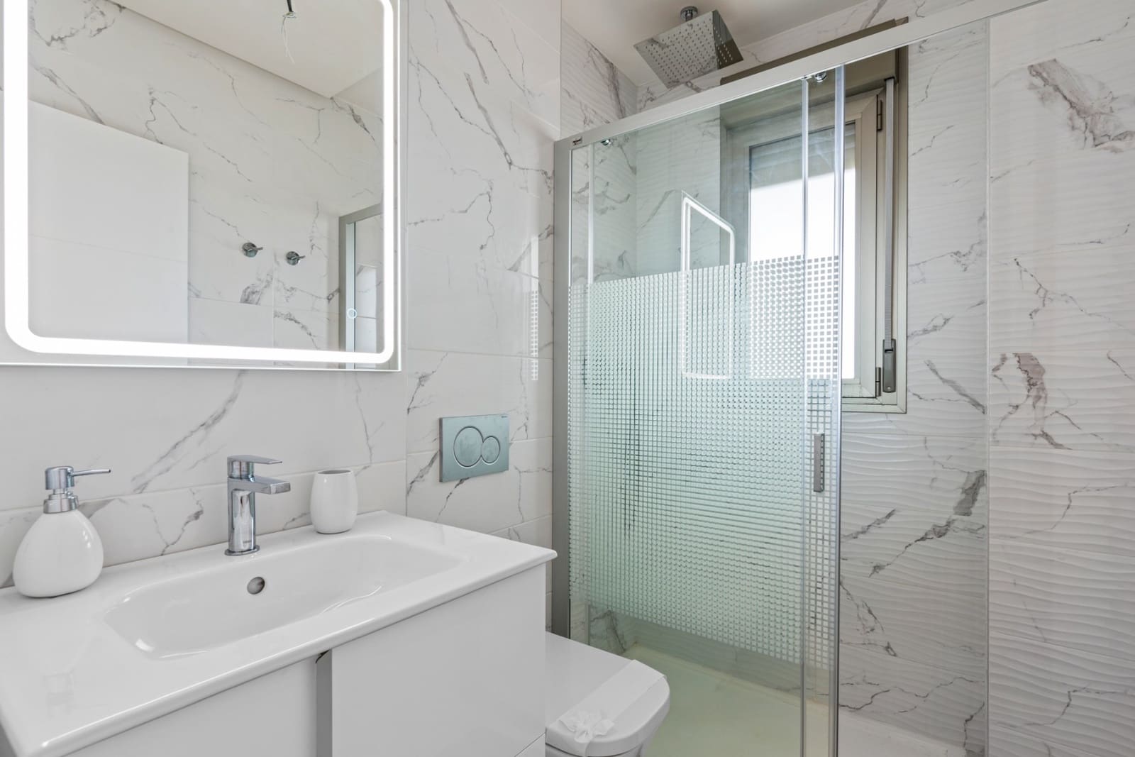 3 quarto Apartamento para venda em Orihuela Costa com piscina - 369 000 € (Ref: 9797968)