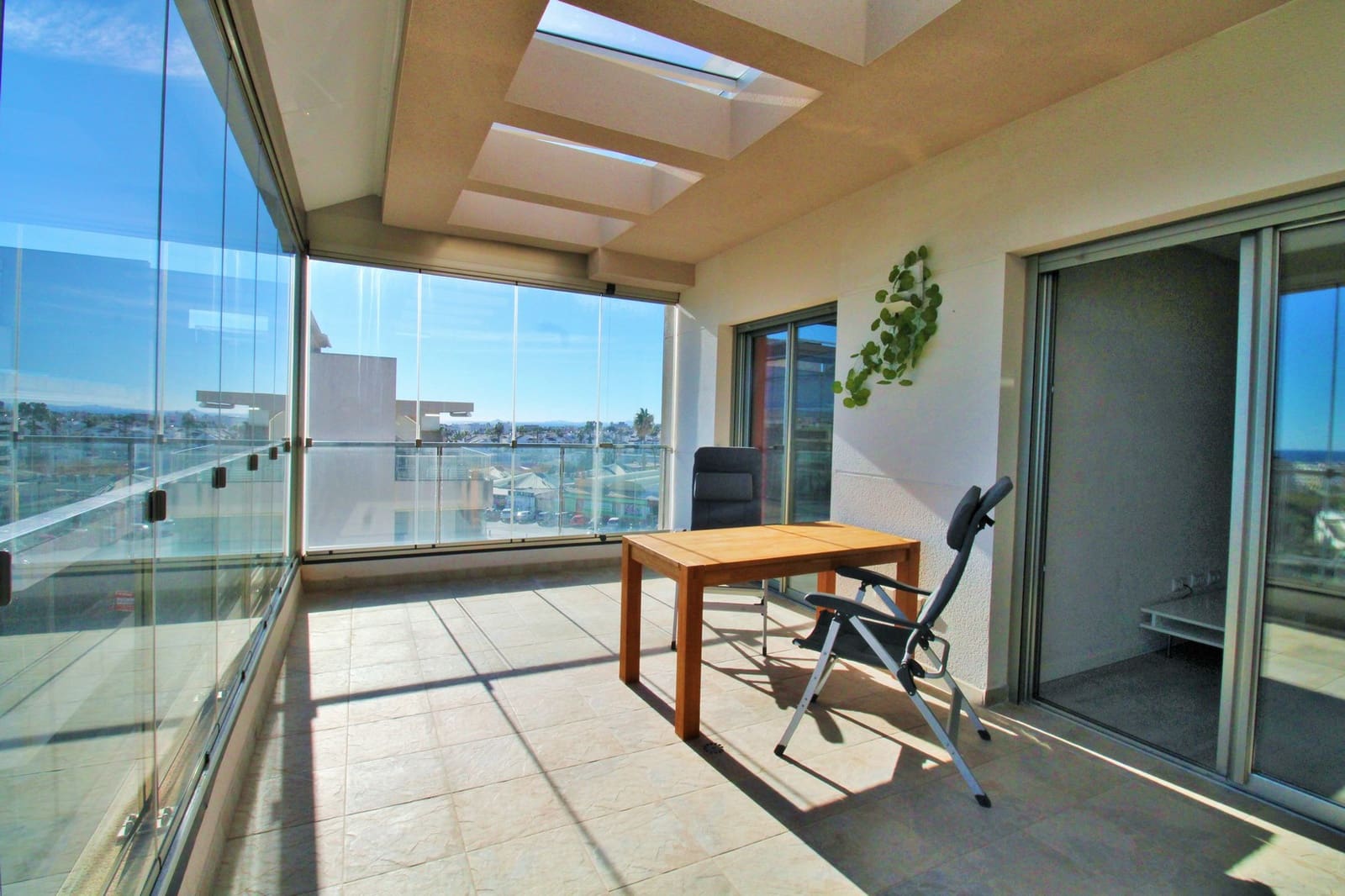 2 slaapkamer Appartement te koop in Villamartin met zwembad - € 275.000 (Ref: 9797970)