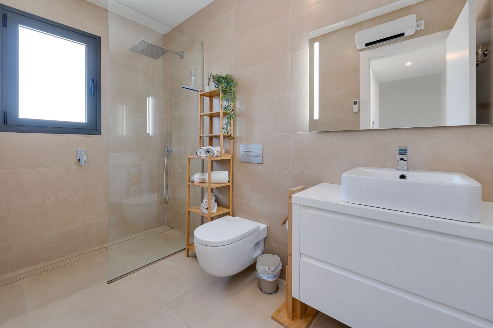 3 slaapkamer Villa te koop in Santiago de la Ribera met zwembad - € 369.000 (Ref: 9797978)