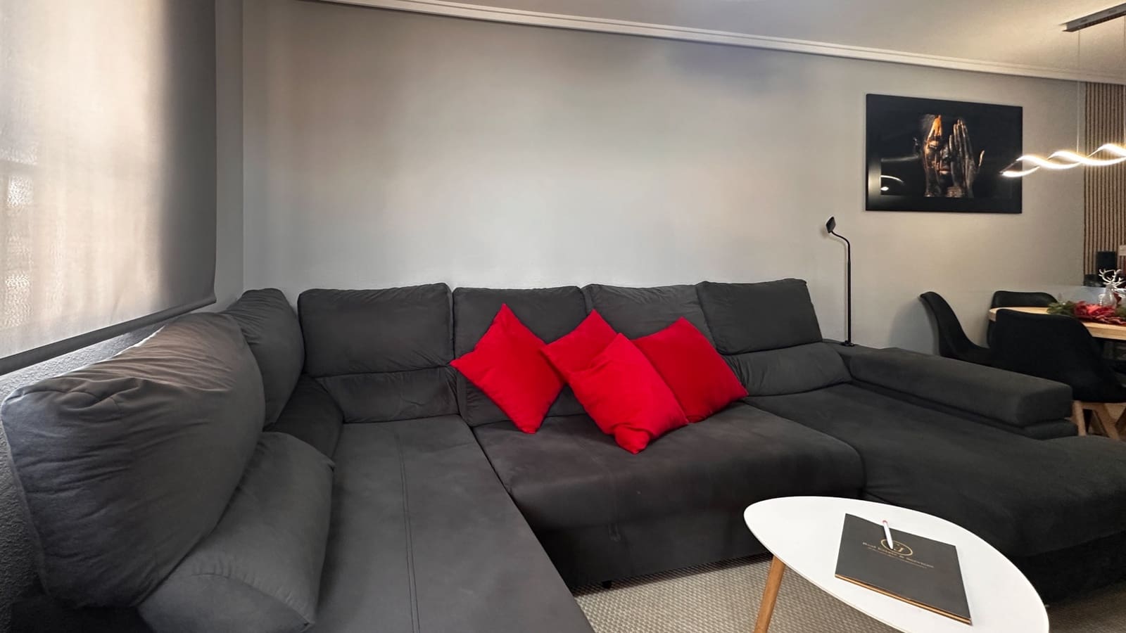 3 makuuhuone Huoneisto myytävänä paikassa Torrevieja mukana uima-altaan - 199 900 € (Ref: 9808316)