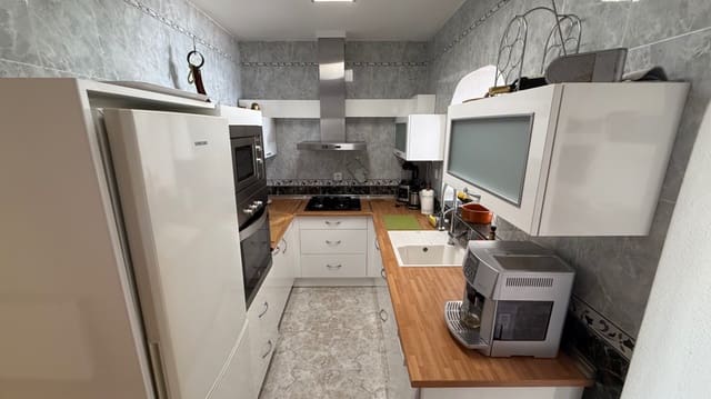 3 sypialnia Dom na sprzedaż w El Chaparral - La Siesta - La Torreta, Torrevieja z basenem garażem - 389 000 € (Ref: 9808317)