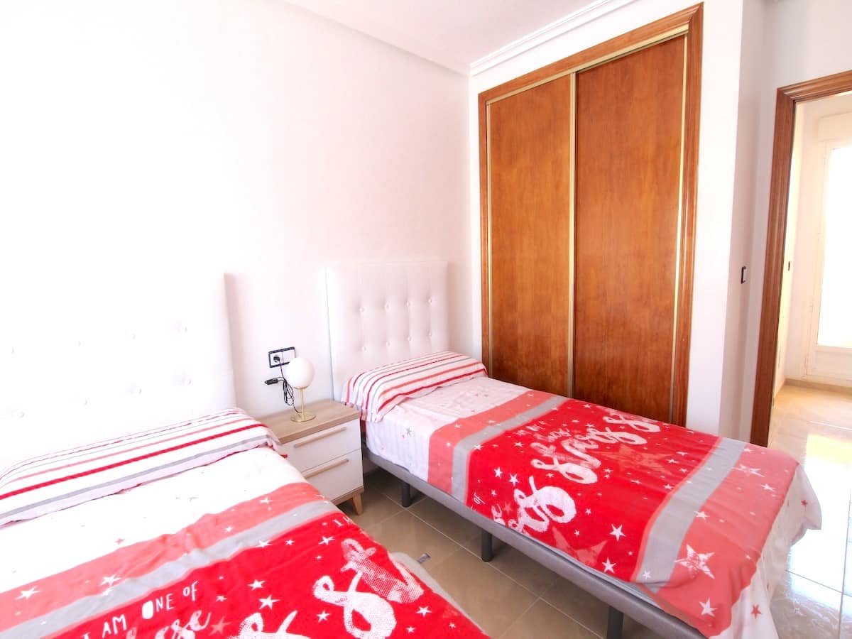 3 quarto Moradia para venda em San Miguel de Salinas com piscina - 210 000 € (Ref: 9808318)